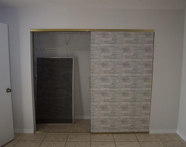 2840 Ne 14th St Street - Photo Thumbnail 11