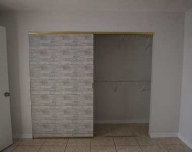 2840 Ne 14th St Street - Photo Thumbnail 12