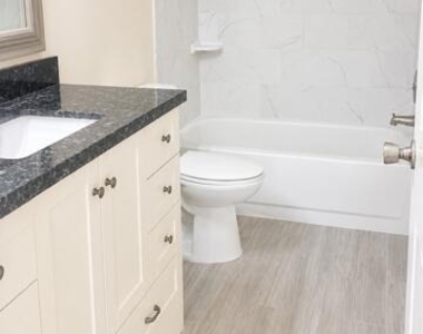 8304 Nw 24th Street - Photo Thumbnail 3