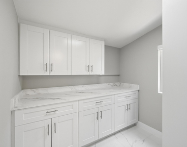 4380 Nw 59th Court - Photo Thumbnail 17