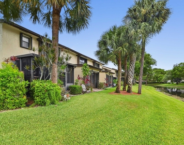 4587 Carambola Circle S - Photo Thumbnail 33