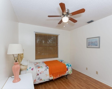 4587 Carambola Circle S - Photo Thumbnail 40