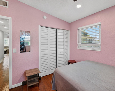 300 Sw 25th Avenue - Photo Thumbnail 25