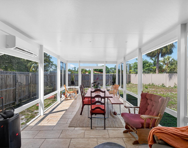 300 Sw 25th Avenue - Photo Thumbnail 30
