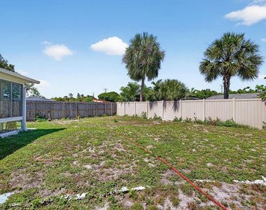 300 Sw 25th Avenue - Photo Thumbnail 41