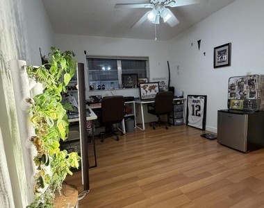 1300 N 17th Avenue - Photo Thumbnail 24