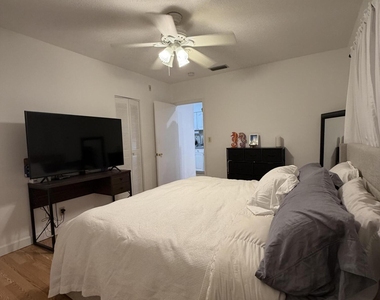 1300 N 17th Avenue - Photo Thumbnail 19