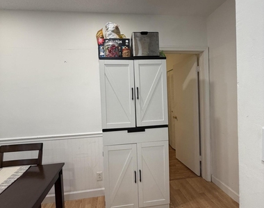 1300 N 17th Avenue - Photo Thumbnail 10