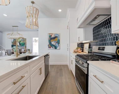 7901 Behr Drive - Photo Thumbnail 21