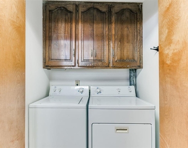 1200 N Crawford Avenue - Photo Thumbnail 9