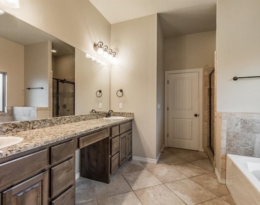 12709 Nw 5th Street - Photo Thumbnail 9