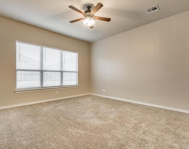 12709 Nw 5th Street - Photo Thumbnail 6