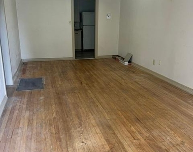 3108 Cashion Place - Photo Thumbnail 9