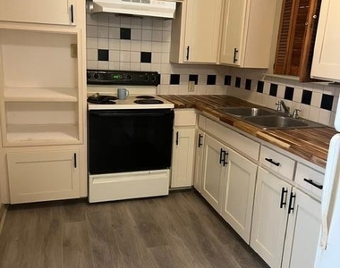 3108 Cashion Place - Photo Thumbnail 12