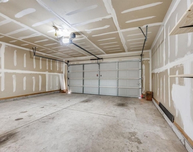 609 E Linden Lane - Photo Thumbnail 5
