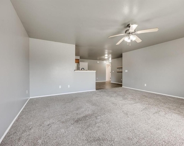 609 E Linden Lane - Photo Thumbnail 19