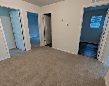 152 Pumice Drive - Photo Thumbnail 8