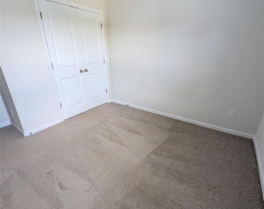 152 Pumice Drive - Photo Thumbnail 10