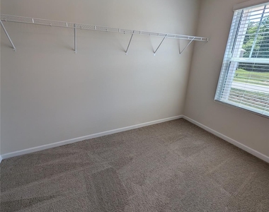 152 Pumice Drive - Photo Thumbnail 7