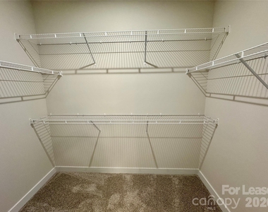 5021 Chinook Lane - Photo Thumbnail 17