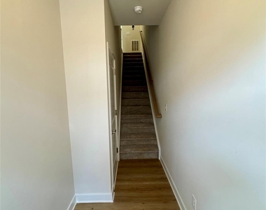 5021 Chinook Lane - Photo Thumbnail 1