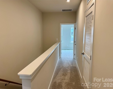 5021 Chinook Lane - Photo Thumbnail 11