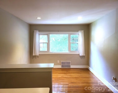 4229 Hiddenbrook Drive - Photo Thumbnail 12