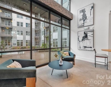 2020 W Morehead Street - Photo Thumbnail 5