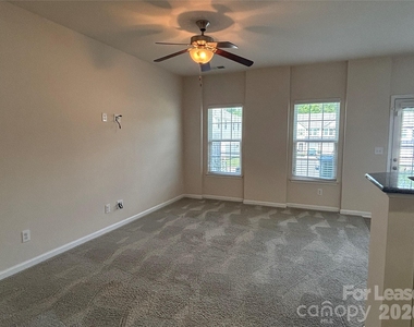 7411 Red Mulberry Way - Photo Thumbnail 5