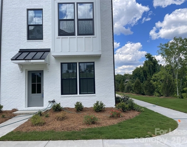 5005 Layman Drive - Photo Thumbnail 2