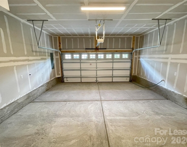 5005 Layman Drive - Photo Thumbnail 24
