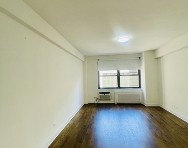  157 East 57th Street, 16A - Photo Thumbnail 12