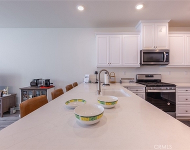 4058 E Coronado Privado - Photo Thumbnail 3
