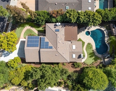 1203 Patton Way - Photo Thumbnail 5