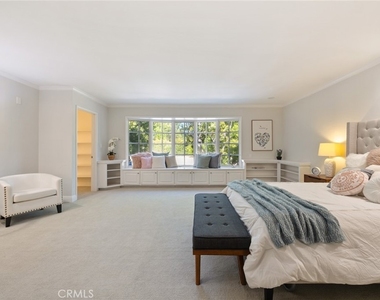 1203 Patton Way - Photo Thumbnail 16
