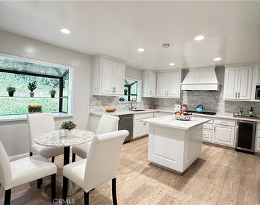 1203 Patton Way - Photo Thumbnail 14