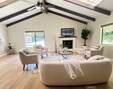 1203 Patton Way - Photo Thumbnail 13