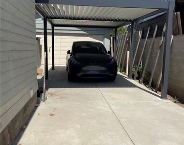 113 Sunset Avenue - Photo Thumbnail 18