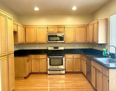 1560 Tierra Buena Court - Photo Thumbnail 2