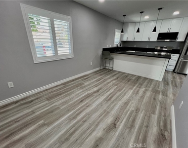 6438 Shayna Court - Photo Thumbnail 6