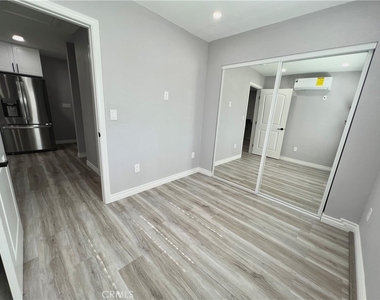 6438 Shayna Court - Photo Thumbnail 11
