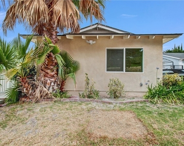 21713 Mulholland Dr - Photo Thumbnail 1