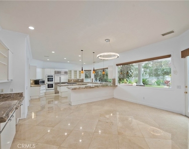5607 Manley Court - Photo Thumbnail 11