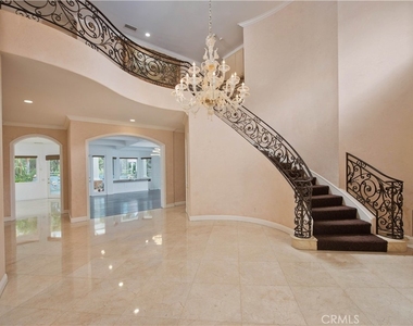 5607 Manley Court - Photo Thumbnail 2