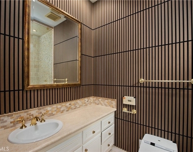 5607 Manley Court - Photo Thumbnail 21