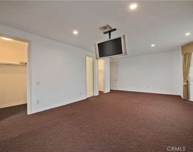 5607 Manley Court - Photo Thumbnail 34