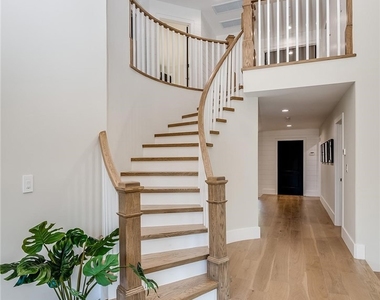14803 Otsego Street - Photo Thumbnail 18