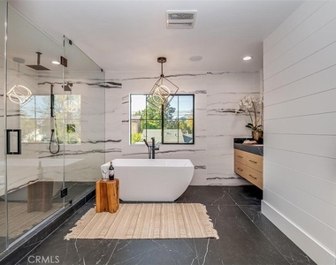 14803 Otsego Street - Photo Thumbnail 23