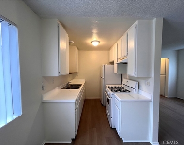 1637 W 227th Street - Photo Thumbnail 4