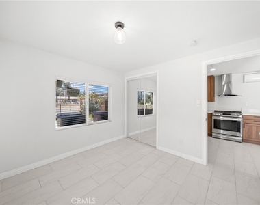 1610 Amador Avenue - Photo Thumbnail 8